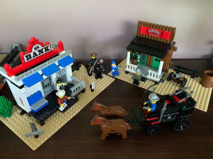 Lego Gold City Junction 6765