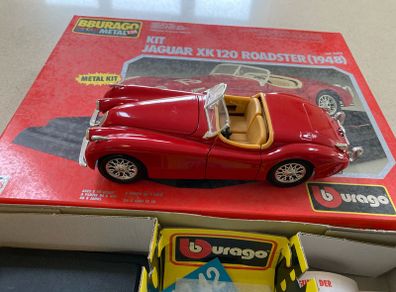 Jaguar XK120 roadster scale 1/24