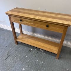 Hall table