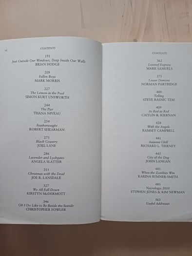 The Mammoth Book of Best New Horror Omnibus (Short Stories Paperback 2011)
