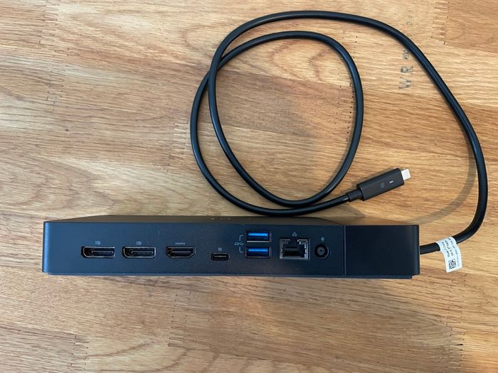 DELL Power Adapter 130w & Dock Station