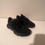 Boys/Girls Adidas Ozweego Shoes Size: 2.5 UK Image 2