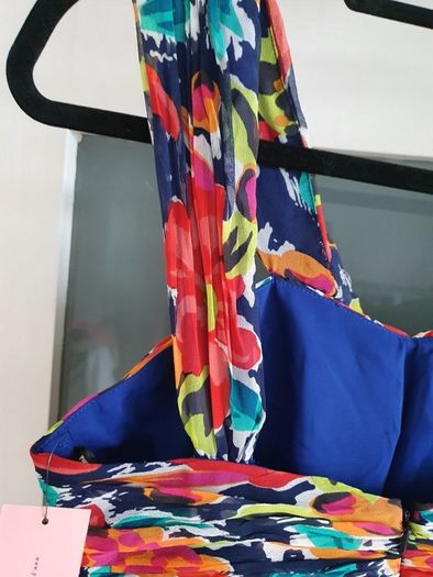 Phoebe Couture floral maxi Sz 8-10 - Bnwt Rrp 238 dollars