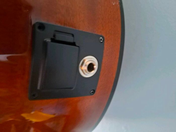 12 string Guitar