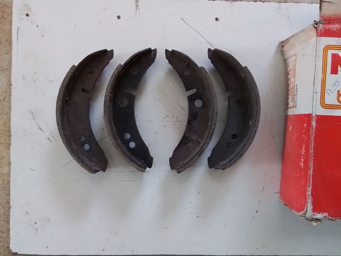 Austin A35 Brake Shoes.