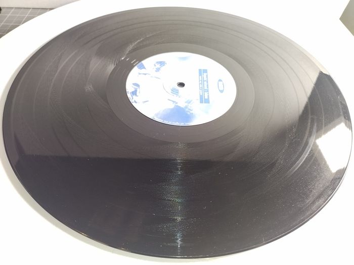 Liquid Wheel - Blue - Red Records - Oldskool Irish Trance BANGER from Liquid WHEEL! Condition: Excellent to Near MINT!