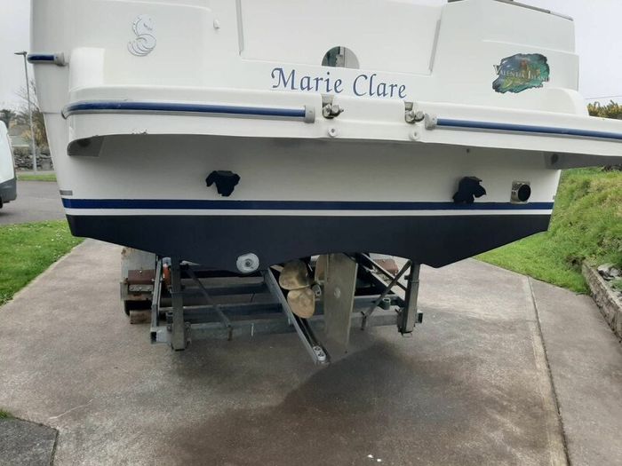 Beneteau Antares 710 Boat