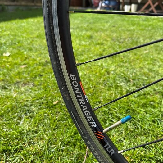 Sunn Falcon Road Bike 51cm - Carbon Frame - Shimano 105 & Tiagra