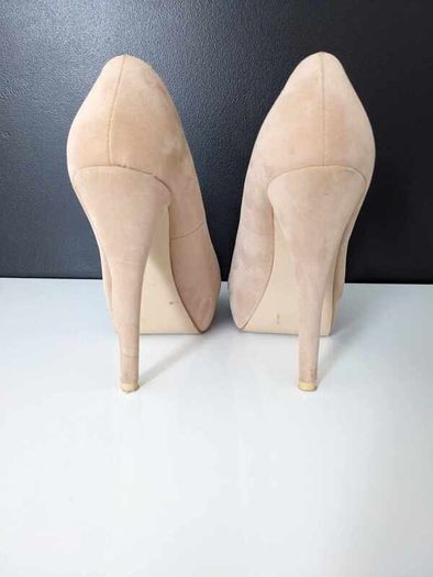 Suede heels