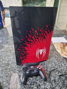 ps5 disk console spiderman edition