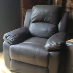 Recliner Chairs x2