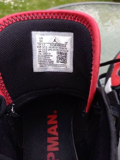 Jordan basketball shoes UK4.5