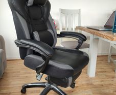 SONGMICS Gaming/Office/Desk Chair, with Footrest, Ergonomic Design, Adjustable Headrest, Lumbar Support, Maximum Load 150 kg, Black/Grey