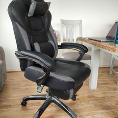 SONGMICS Gaming/Office/Desk Chair, with Footrest, Ergonomic Design, Adjustable Headrest, Lumbar Support, Maximum Load 150 kg, Black/Grey