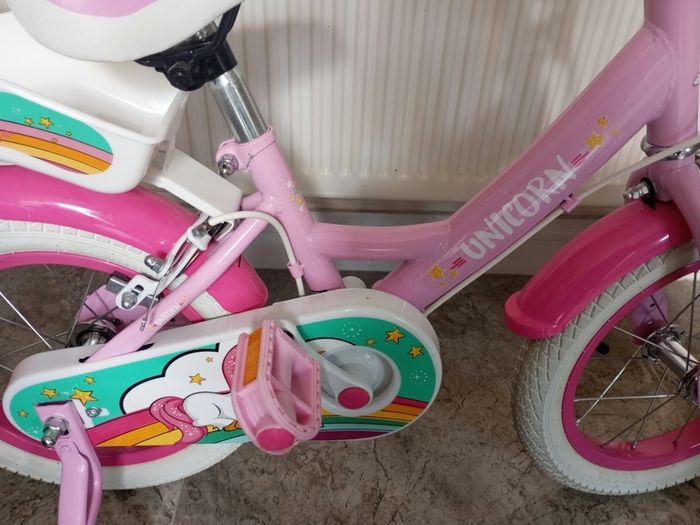 Kids unicorn bike size 14 inch wheels