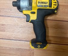 Dewalt impact 10.8 v