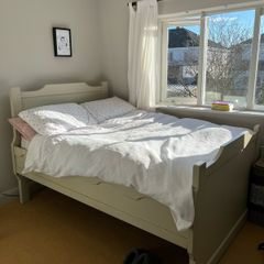 bed frame