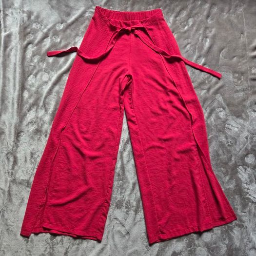 Red Zara pants, size 10
