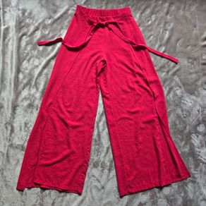 Red Zara pants, size 10