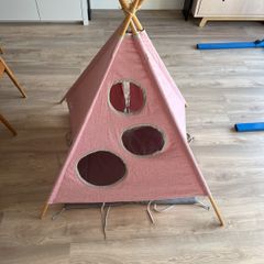 Tipi tent