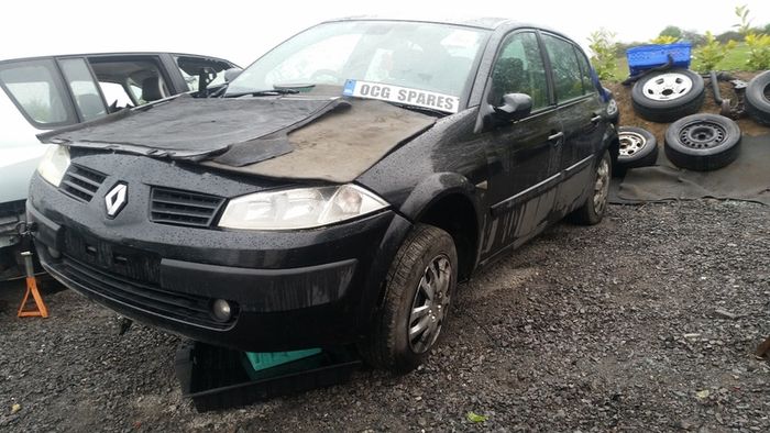 Renault Megane 's mk2 03-08 x4 for Parts @ OCG