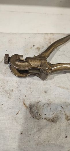 vintage eclipse saw set  no 77