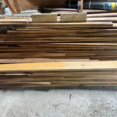 Solid wood floor boards