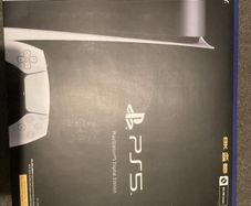 Play Station 5 digital 825 gb with 2 consoles and Fifa 2023