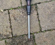 screw driver