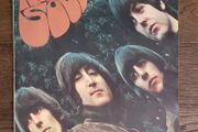 The Beatles - Rubber Soul (1965 UK Mono pressing) vinyl album