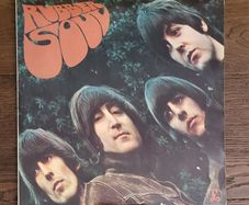 The Beatles - Rubber Soul (1965 UK Mono pressing) vinyl album