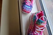 Ladies Skechers