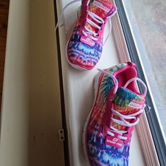 Ladies Skechers