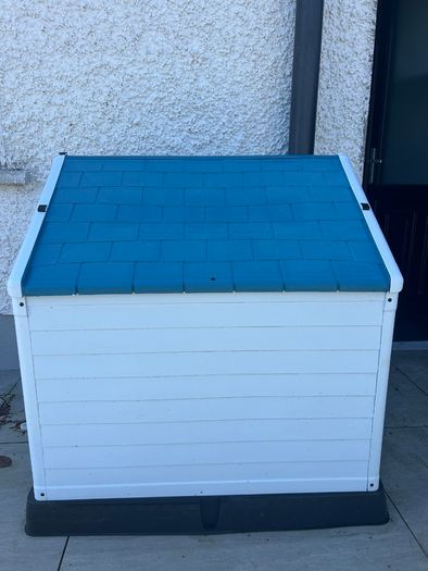 Dog box