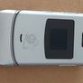 Lovely Vintage Retro Motorolla Flip Phone, on vodafone network, in excellent condition Image 8