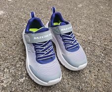 boys sketcher trainers size UK10