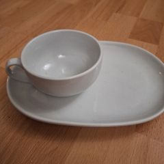 Tableware/Waterside 4-Piece Mug & Serving Tray Set White Porcelain .. Price Drop