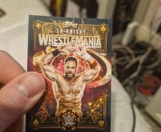 WWE WORLD 2026 LA Knight 72 of 399 Topps Wrestlemania 42 Exclusive Card
