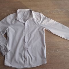Like NEW Y11-12 School Shirt Boy