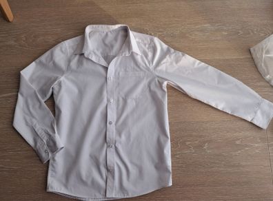 Like NEW Y11-12 School Shirt Boy