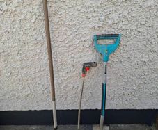 Shovel, rake and litter picker