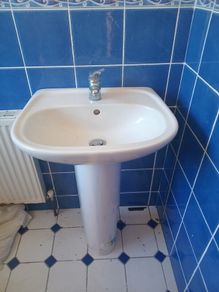 washhand basin