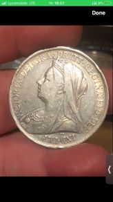4 x Victoria Crowns