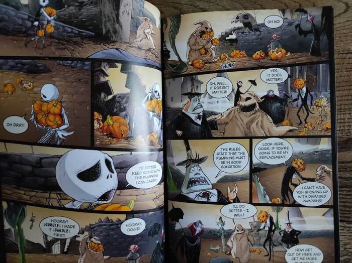 Disney Tim Burton's The Nightmare Before Christmas: The Battle For Pumpkin King, comic book, Age 6+