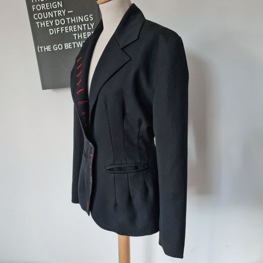Vintage 1980s avant garde black blazer 1940s style red buttonholes M 10 12 Made in England for Miss Selfridge