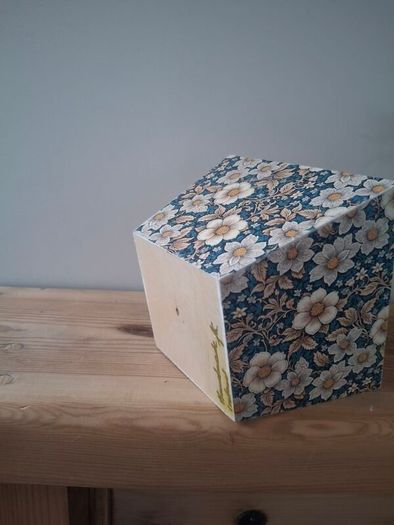 Wooden box