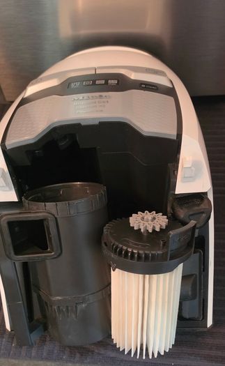 Miele Blizzard CX1 Comfort Hoover