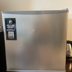 Mini fridge