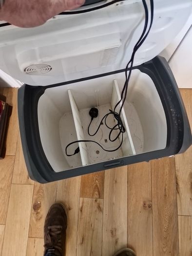 halfords cool box