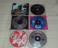 A Selection of Loose Playstation Games For Sale Here